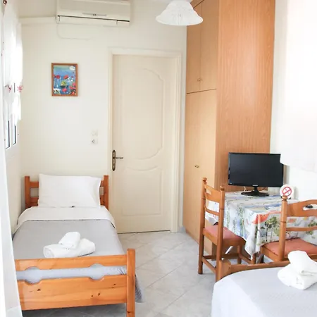 Ellis Holiday home
