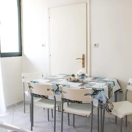 Hébergement de vacances Ellis *
