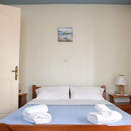 Ellis * ليكسوري